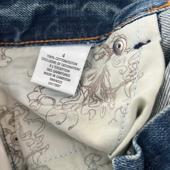 Old Navy Blue Denim Mini Skirt with White Rose - Picture 4 of 4